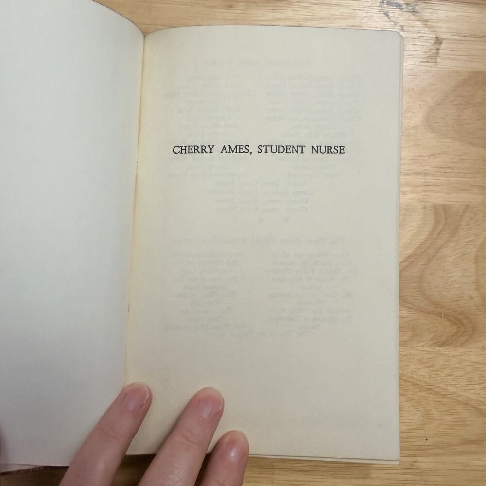 Cherry Ames Student Nurse Stories by Helen Wells Hardcover Book Vintage 1943 - Picture 3 of 12
